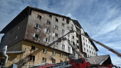 Al menos 69 muertos y 68 heridos en el incendio de un hotel de esquí en Turquía