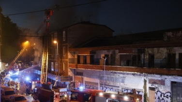 Fallece un hombre tras saltar del tercer piso de un edificio en llamas en Basauri