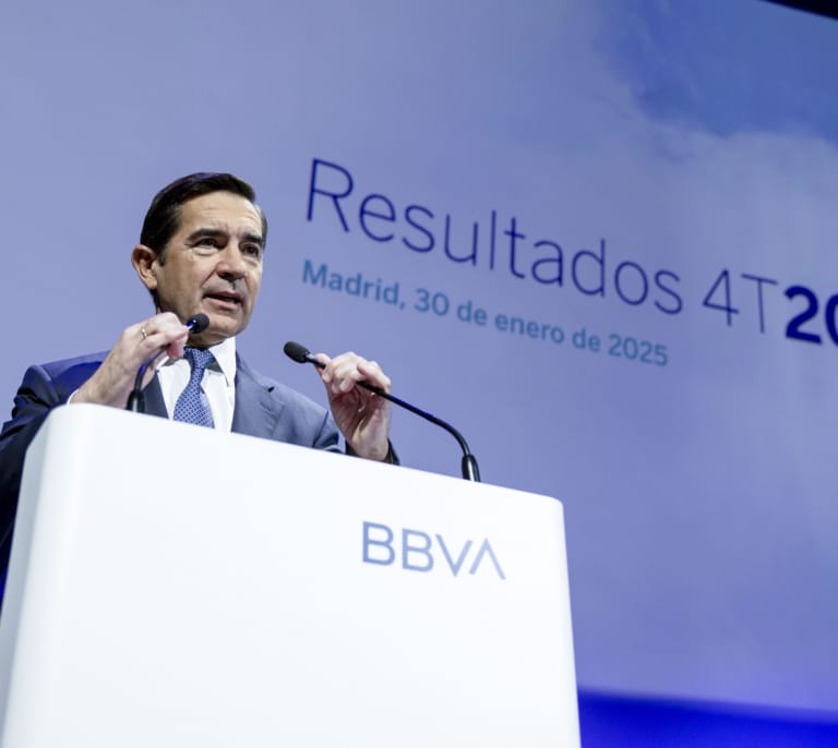 Torres (BBVA) defiende que "la unión con Sabadell cobra aún más sentido" por la ola inversora europea