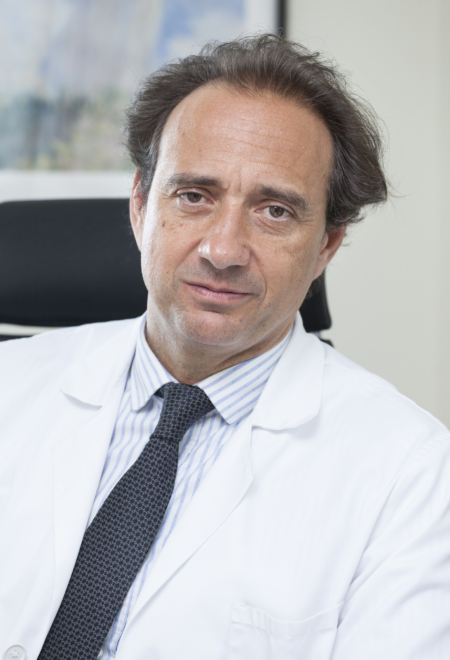 Rafael Arroyo, jefe del Servicio de Neurología del Hospital Universitario Quirónsalud Madrid