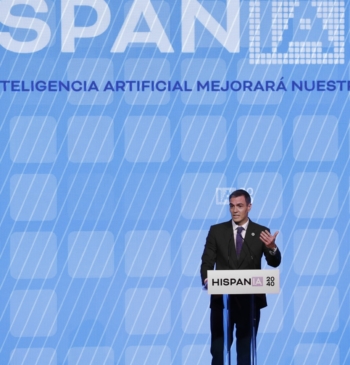 Sánchez arremete contra la "tecnocasta" que quiere controlar "la acción gubernamental de [...]