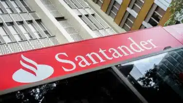 Santander reconoce los cargos de tarjetas duplicados debido a un error técnico