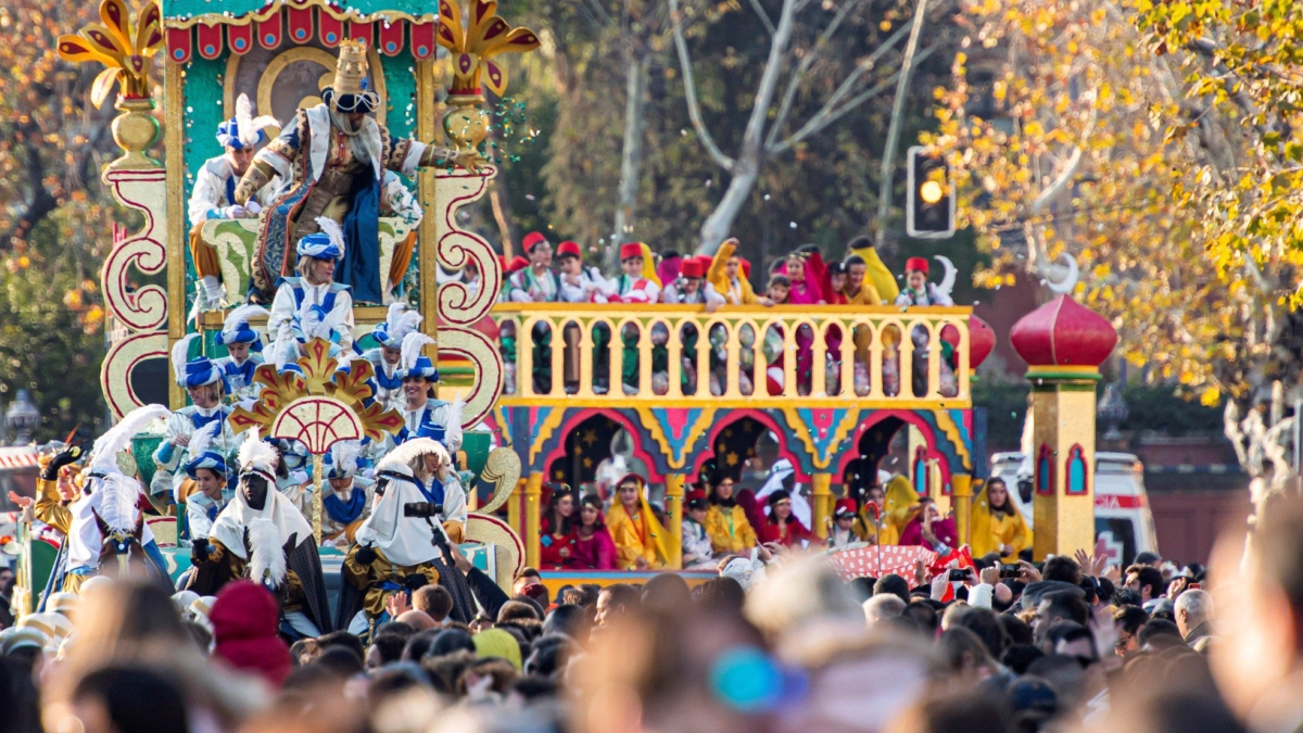 La lluvia adelanta la llegada de los Reyes Magos a Huelva, Cádiz y Sevilla