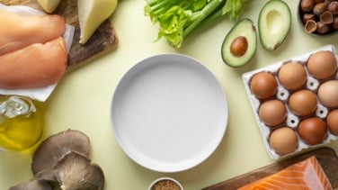 ¿Por qué es importante incluir proteína en una dieta equilibrada?