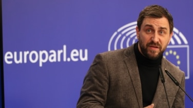 Comín niega el acoso sexual y psicológico a un exasesor de Junts que le ha denunciado ante el Parlamento Europeo