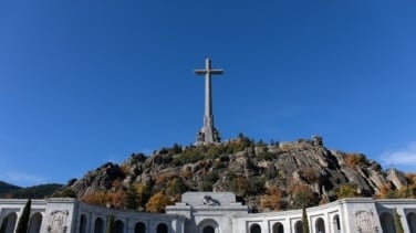 El Supremo absuelve al hombre que pintó la tumba de Franco en el Valle de los Caídos