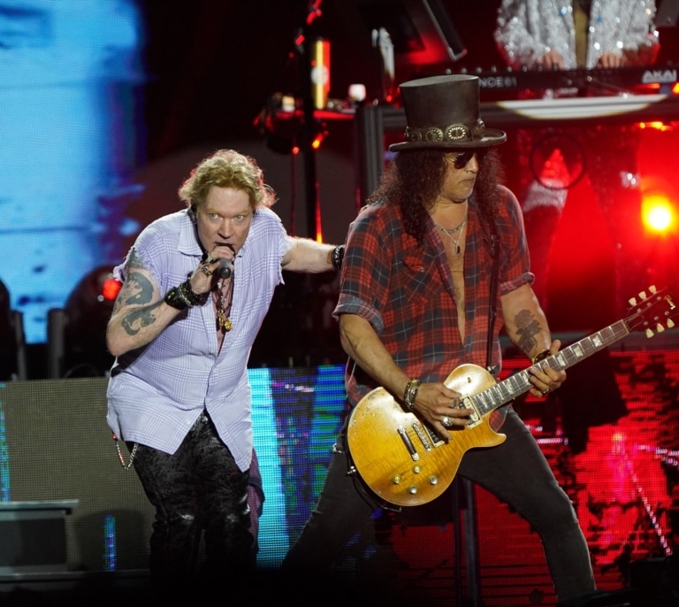 Guns N'Roses contra Abel Caballero: un litigio de 1,9 millones por el concierto de Vigo