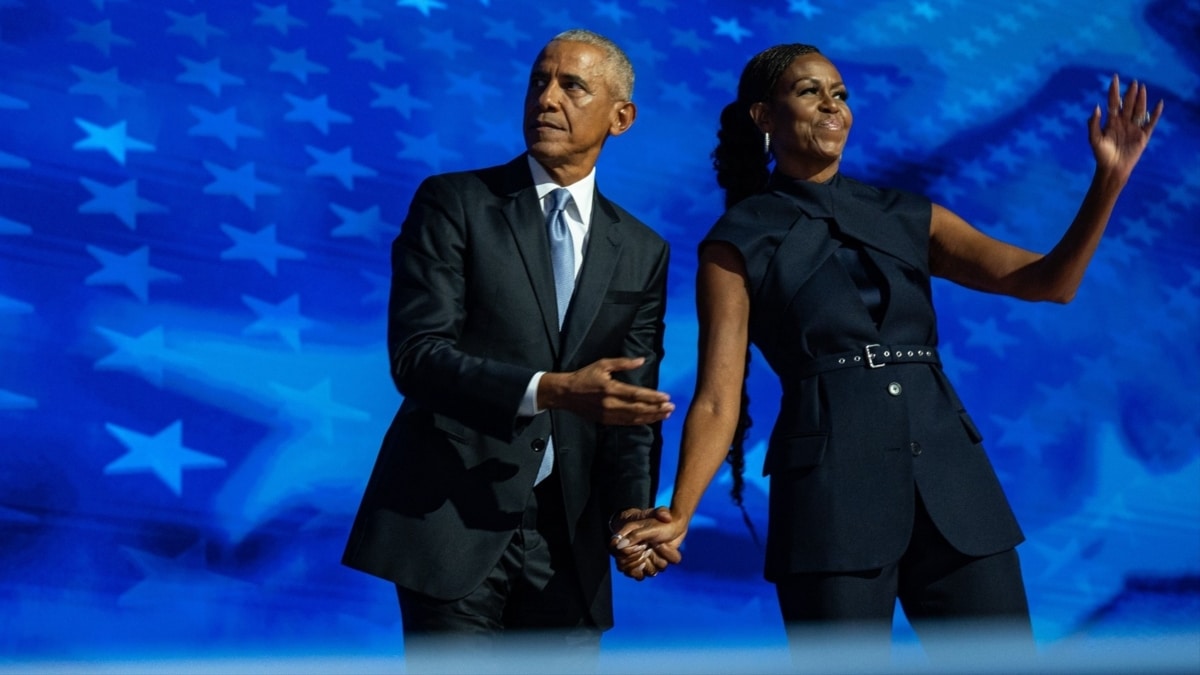 Michelle y Barack Obama en un evento en la convención demócrata de agosto de 2024.