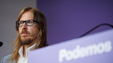 Podemos desafía al Gobierno a celebrar un referéndum sobre la monarquía si de verdad quiere conmemorar la muerte de Franco