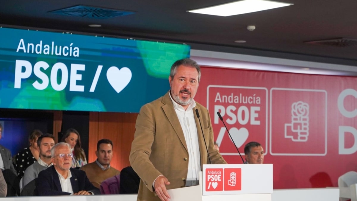 Juan Espadas, diciembre de 2024, en Jaén, Andalucía (España)