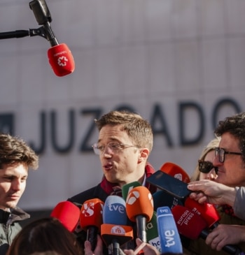 Errejón asegura que aportará pruebas de que siguió mensajeándose con Mouliaá "muchos [...]