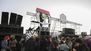 A tope hasta Reyes: la rave de Ciudad Real afronta el fin de semana entre protestas de los ecologistas