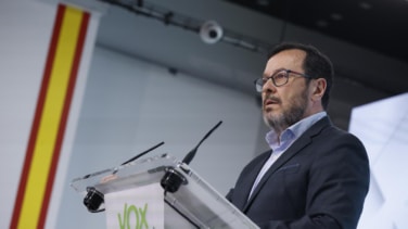 Vox recrimina a Feijóo que esté esperando a Puigdemont para presentar una moción de censura