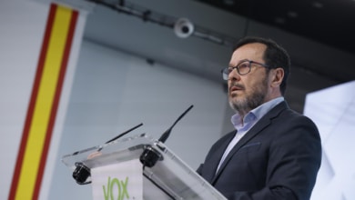 Vox recrimina a Feijóo que esté esperando a Puigdemont para presentar una moción de censura