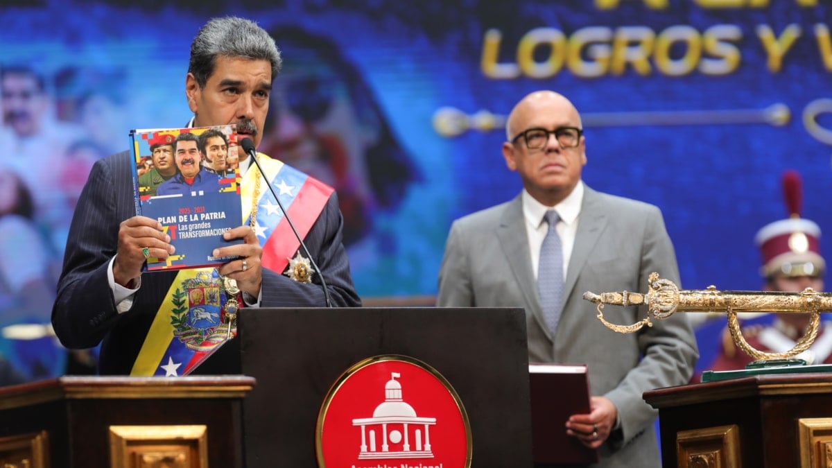 Nicolás Maduro (i) y Jorge Rodríguez, presidente de la Asamblea Nacional