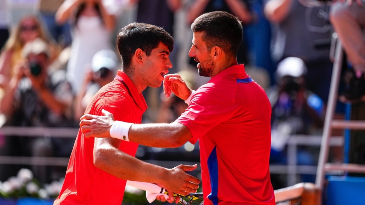 Alcaraz y Djokovic se enfrentan en un duelo de titanes en los cuartos de final del Open de Australia