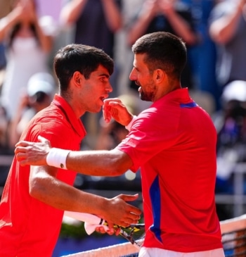 Alcaraz y Djokovic se enfrentan en un duelo de titanes en los [...]