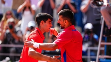 Alcaraz y Djokovic se enfrentan en un duelo de titanes en los cuartos de final del Open de Australia