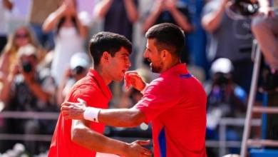 Alcaraz y Djokovic se enfrentan en un duelo de titanes en los cuartos de final del Open de Australia