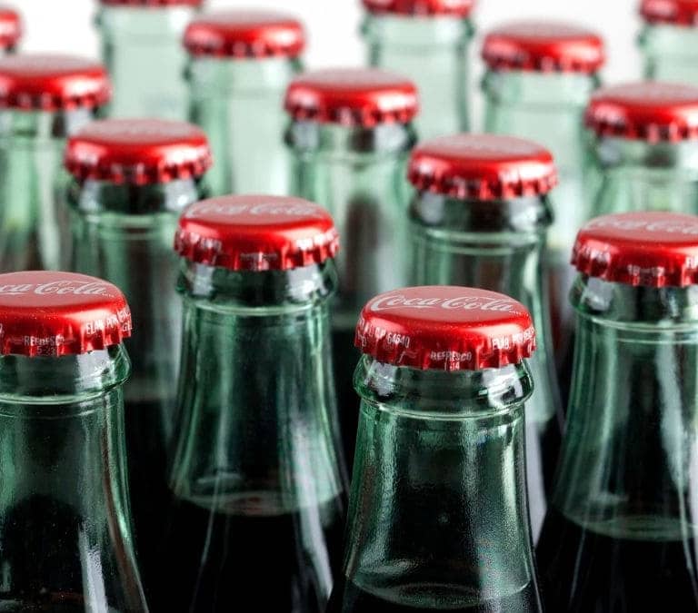 Alerta alimentaria: qué es el clorato por el cual Coca-Cola retira sus productos del mercado