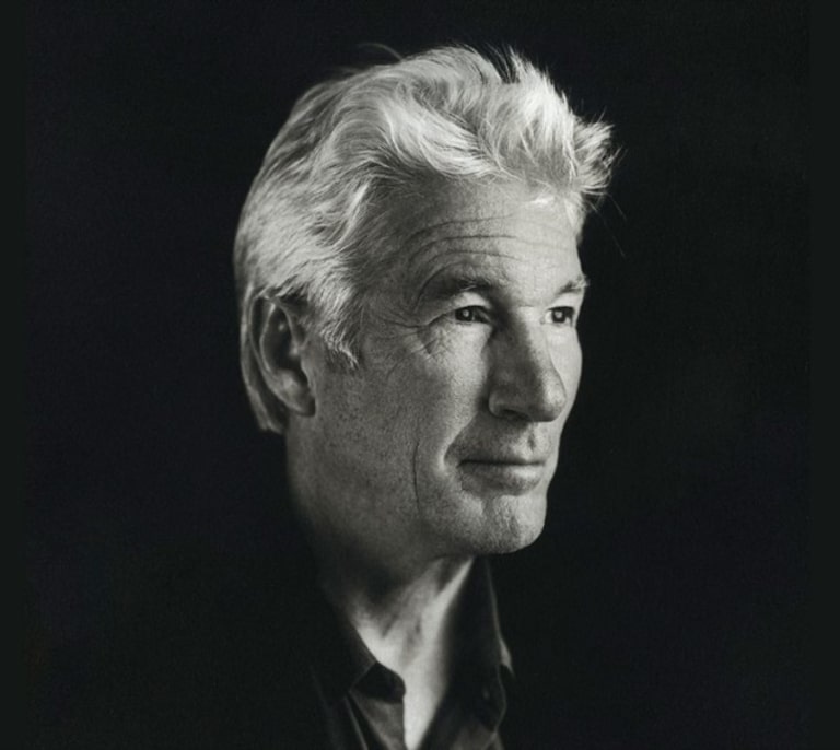 Richard Gere: la Academia de Cine escoge a una estrella a mano y de "indudable atractivo físico" para su Goya Internacional