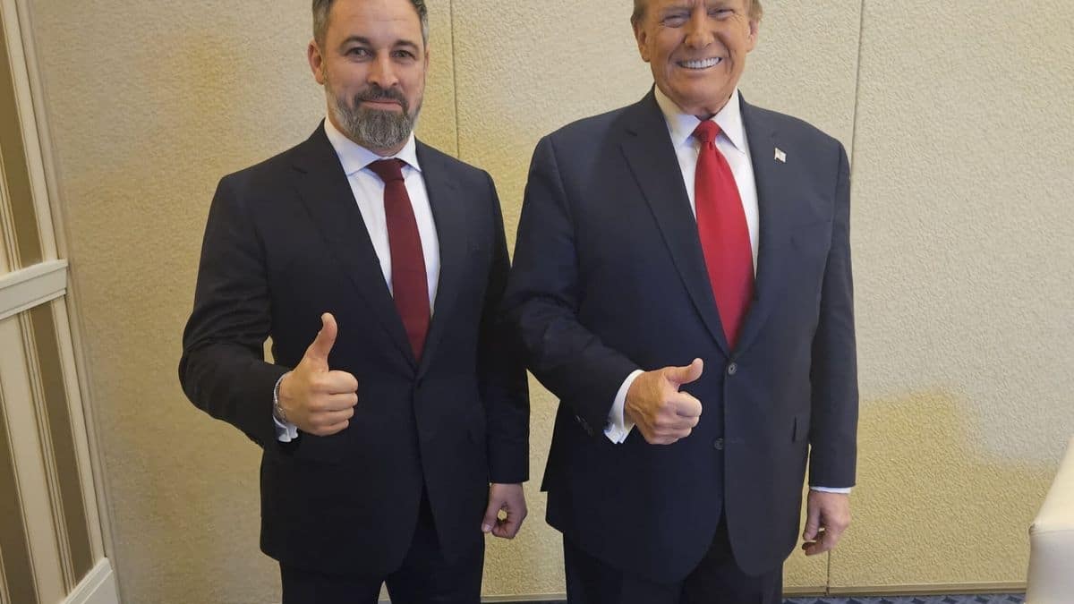 Novelita erótica de Abascal y Trump