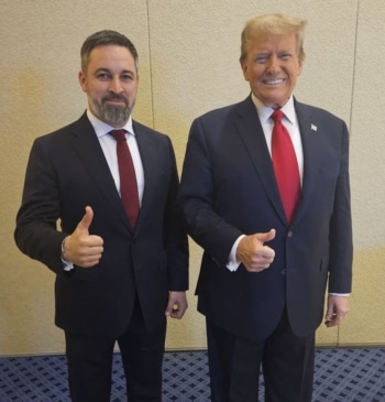 Novelita erótica de Abascal y Trump