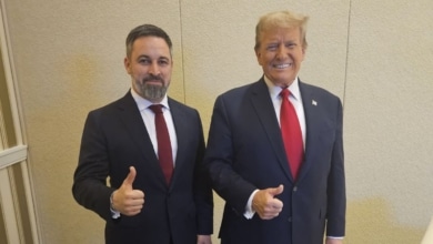 Novelita erótica de Abascal y Trump