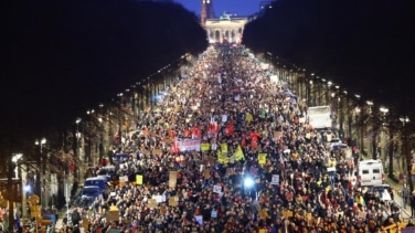 Más de 160.000 personas se manifiestan en Berlín contra el auge de la ultraderecha