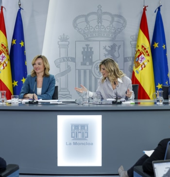 Guerra en directo en el Gobierno por la tributación del SMI: "Ni [...]