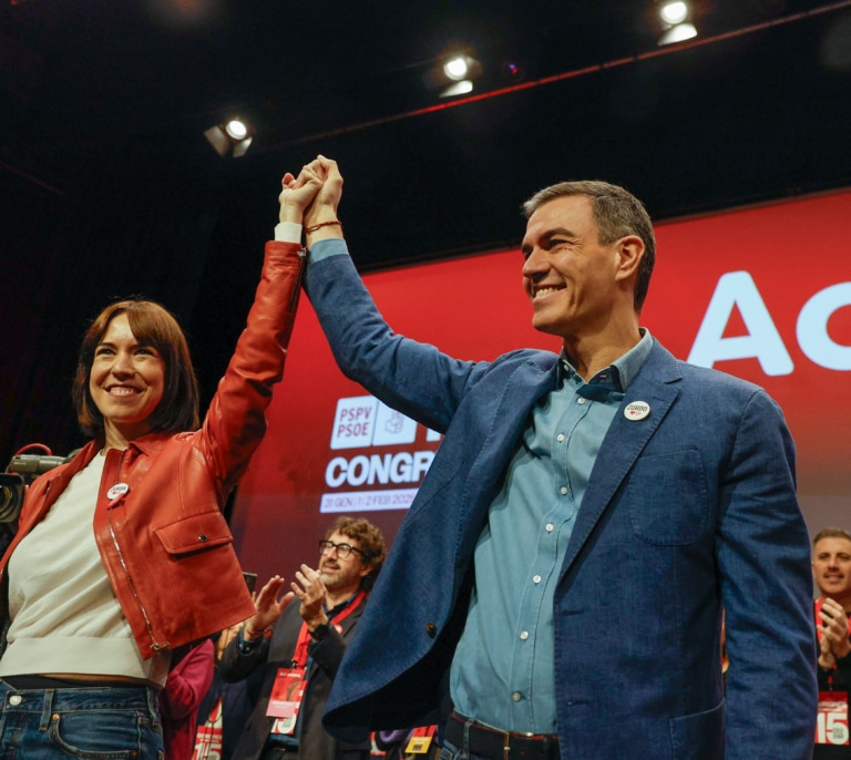 Sánchez, en tromba contra Feijóo: "No le importan nada los pensionistas"