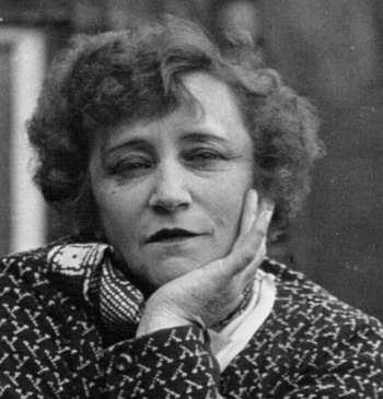 Bisexual, infiel y provocadora: Colette, la autora que sacudió a la sociedad [...]