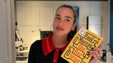 Los clubes de lecturas de las 'celebrities': qué hacer cuando Dua Lipa te recomienda un libro