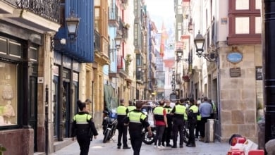 Un individuo en busca y captura, con siete órdenes de detención, ha sido arrestado en Bilbao