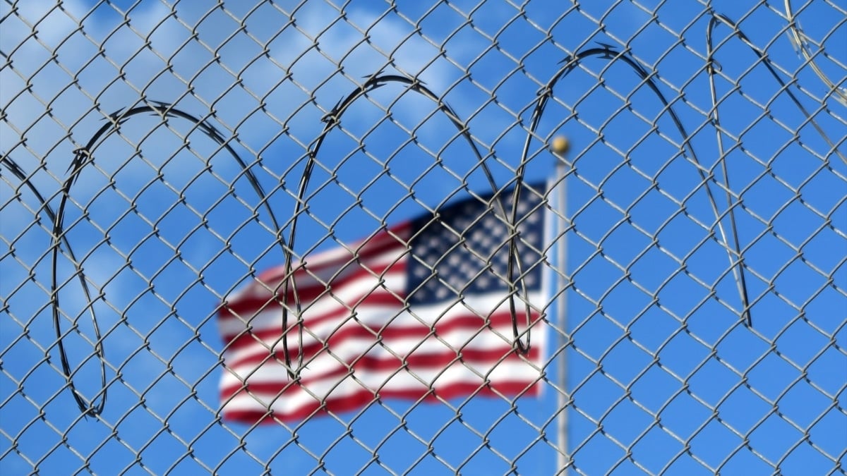 Una bandera de Estados Unidos en la base de Guantánamo, en Cuba.