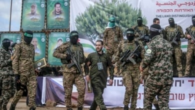 Hamas entrega seis rehenes mientras Israel se prepara para liberar a 620 presos palestinos