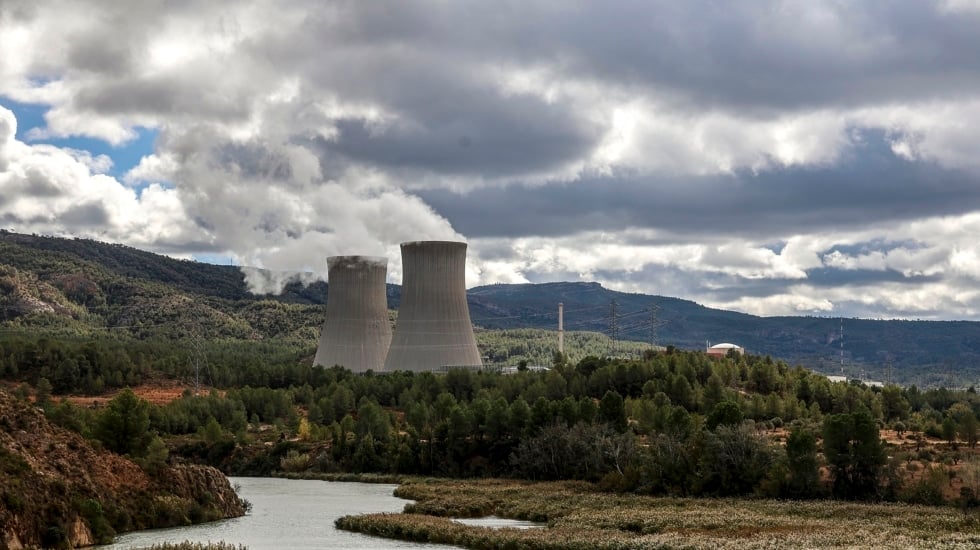 Los expertos alertan de que el fin de las nucleares disparará hasta un 35% la factura eléctrica