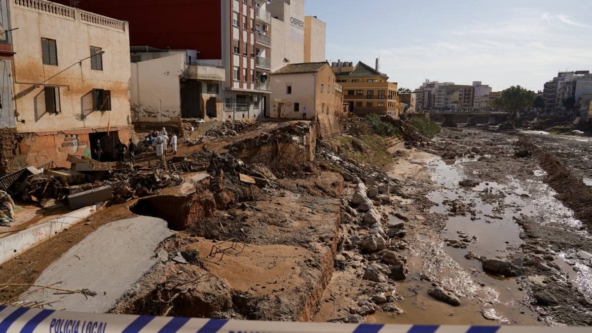 El conseller de Medio Ambiente pide acelerar las obras pendientes tras la DANA de octubre