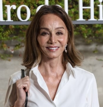 Isabel Preysler: flores y champagne en una fecha especial