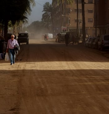 Valencia recibe 340 contenedores de residuos donados por la Generalitat y Turquía