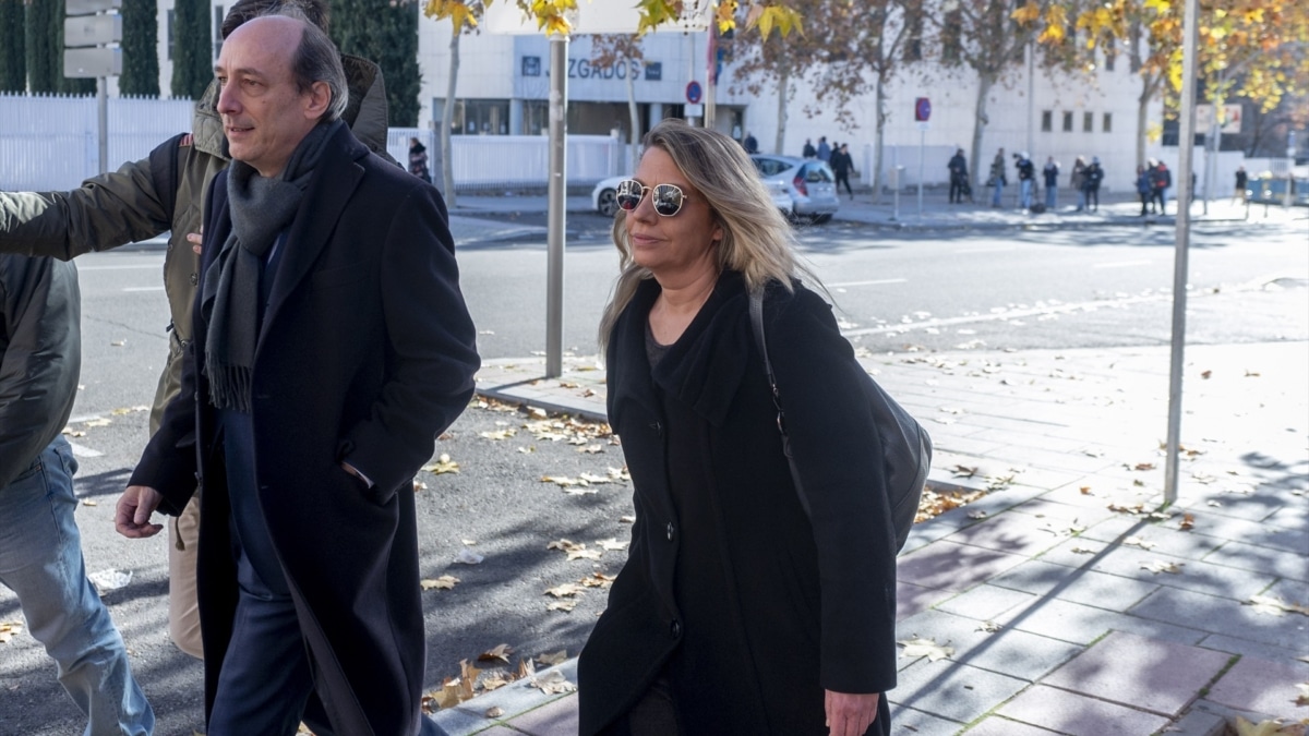 La asesora de Moncloa, Cristina Álvarez, a su salida de los juzgados de Plaza Castilla