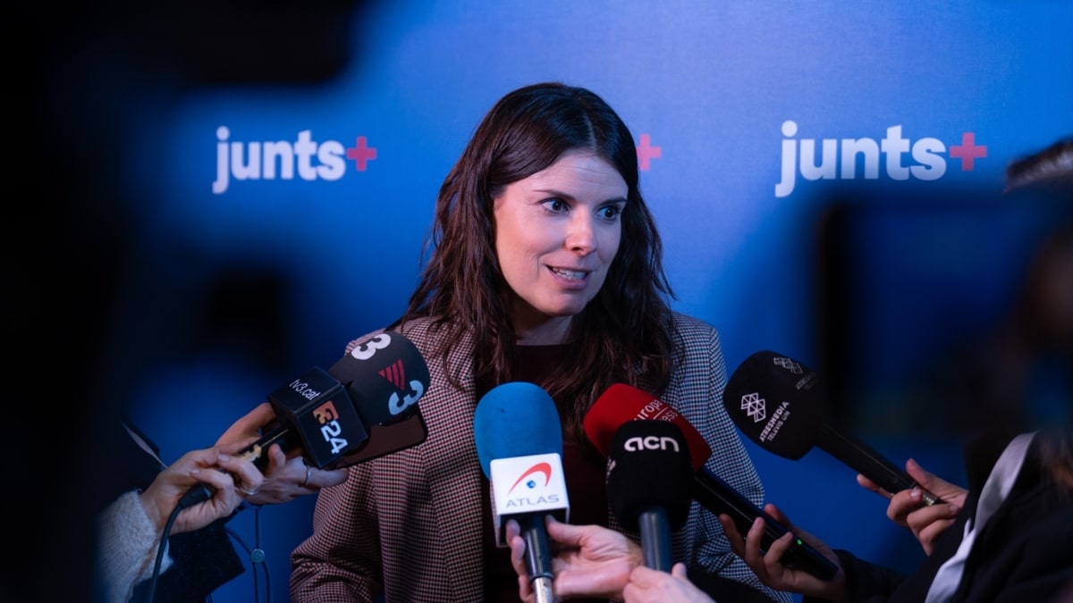 La portavoz del grupo de Junts en el Parlament, Mònica Sales,