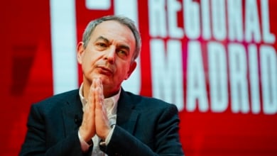 Zapatero, prologuista estrella de un libro sobre el 'Sáhara marroquí'