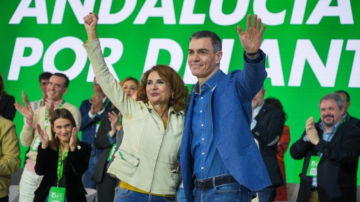 Montero y Sánchez, en el Congreso del PSOE andaluz.