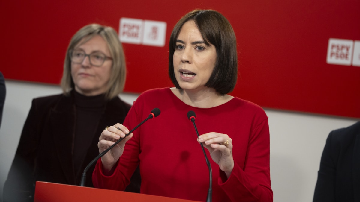 La ministra de Ciencia, Innovación y Universidades y secretaria general del PSPV-PSOE, Diana Morant, durante una rueda de prensa, en la sede del PSPV-PSOE, a 28 de febrero de 2025, en Valencia, Comunidad Valenciana (España). Durante su comparecencia Morant ha presentado el plan de trabajo de los socialistas valencianos para la comisión de investigación de la DANA de Les Corts Valencianes. Tras la rueda la secretaria general del PSPV-PSOE se ha reunido con los alcaldes y alcaldesas de los municipios afectados. Jorge Gil / Europa Press 28 FEBRERO 2025;DIANA MORANT;COMPARECENCIA;INNOVACIÓN;SECRETARIA;PRENSA; 28/2/2025