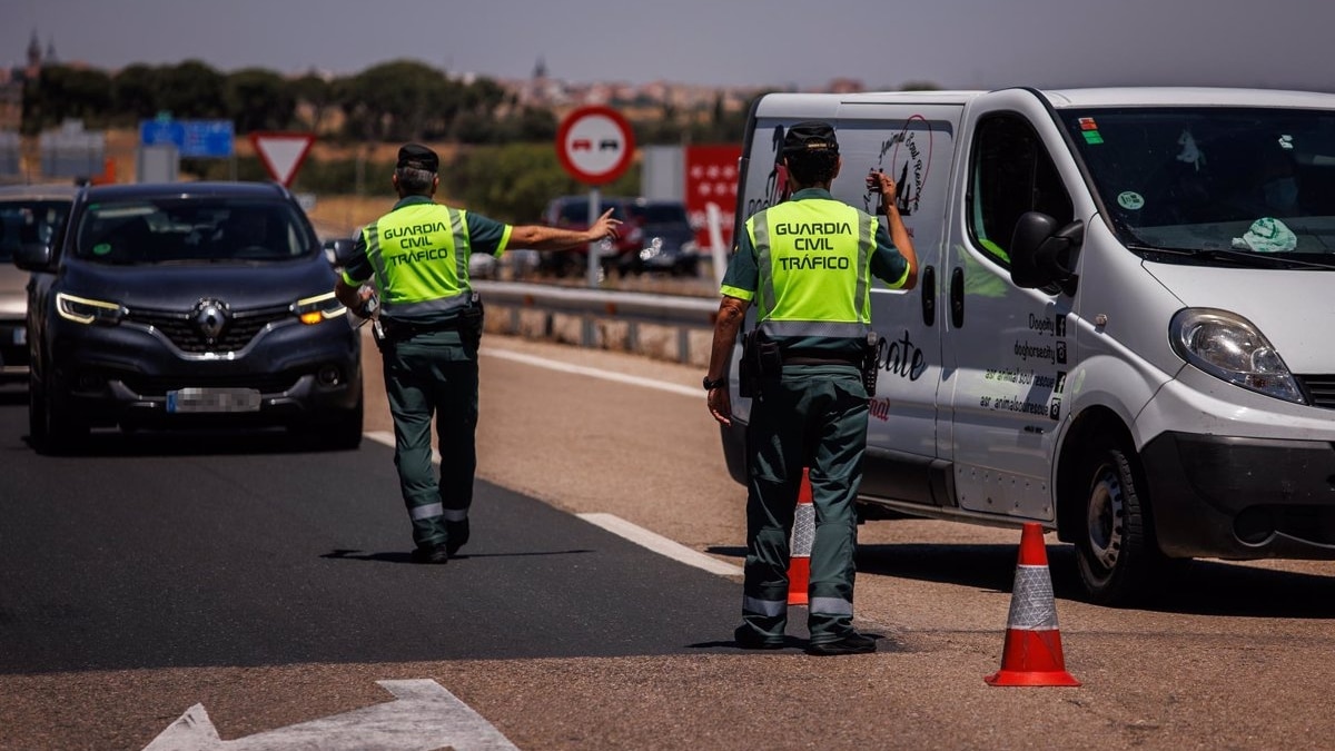 DGT: cuánto tiempo puedes llevar el carnet de conducir caducado