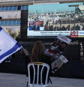 Hamás libera a otros tres rehenes israelíes: "El tiempo se está agotando"