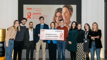 ISDIN dona 25.000 euros a la Fundación FERO para ayudar a la investigación del cáncer de mama