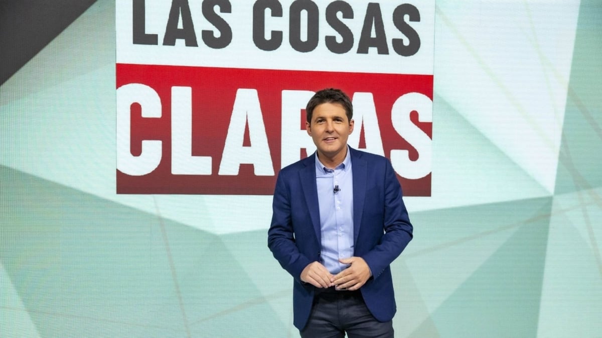 Jesús Cintora, durante su etapa como presentador de 'Las cosas claras' en La 1 de TVE (2020-2021)