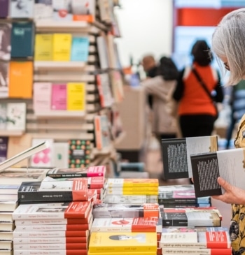 El mejor año del negocio del libro en España: 1.200 millones de [...]